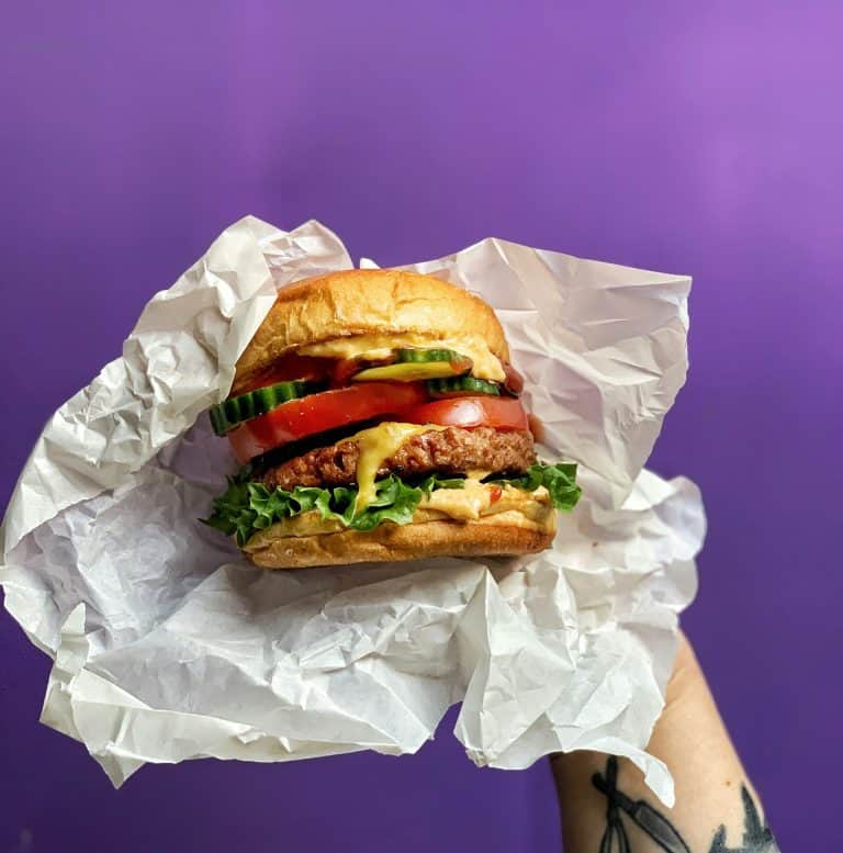 juicy vegan burgers